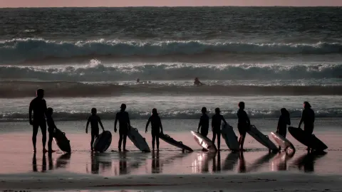 Image active-breaks-cornwall-1762250196 for Surf lesson in Cornwall