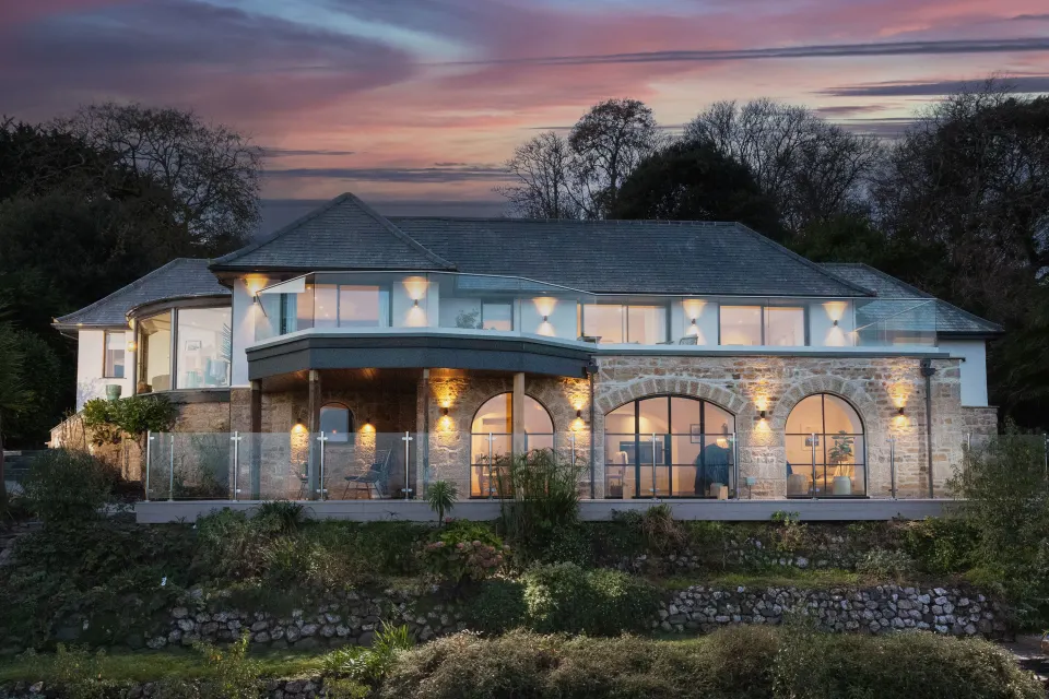 Image collections-luxury-self-catering-large-groups-cornwall-1763384194 for First Light