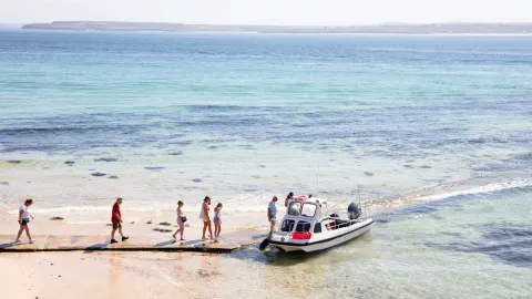 Image curated-holiday-experiences-in-cornwall-1762270204 for 