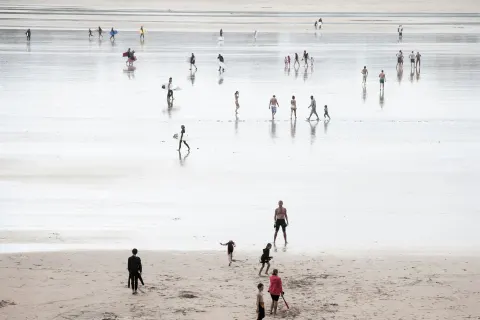 Image destinations-north-cornwall-newquay-fistral-1762792745 for Life&amp;#039;s a beach in Newquay