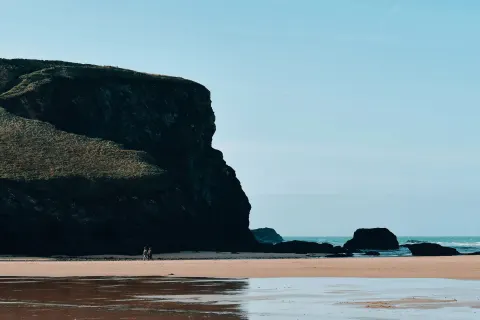 Image destinations-north-cornwall-porth-mawgan-porth-1762792203 for Family beach days