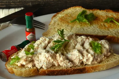 Image destinations-west-cornwall-porthcurno-st-buryan-1762775232 for Cornish crab