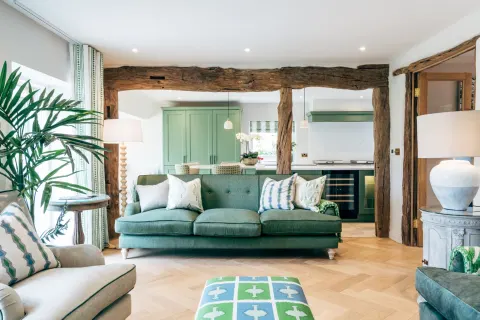 Image interior-refreshes-1763649187 for 