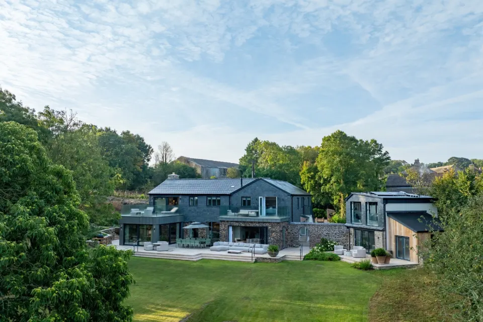 Image interior-refreshes-1763650248 for Molesworth Manor, near Padstow