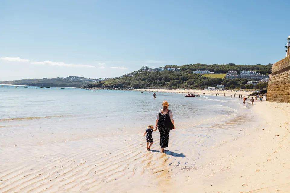 Image june-holidays-cornwall-1788520918 for Mother and child on the beach