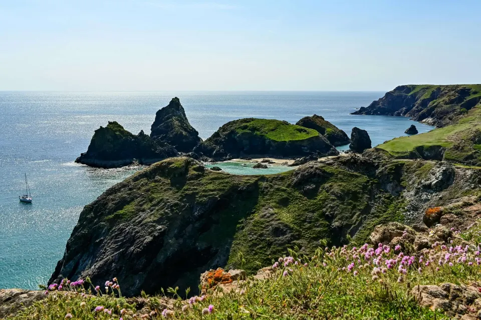 Image locations-south-cornwall-lizard-peninsula-1778750176 for Kynance Cove, The Lizard