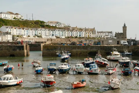 Image locations-south-cornwall-lizard-peninsula-1778750626 for Porthleven Harbour