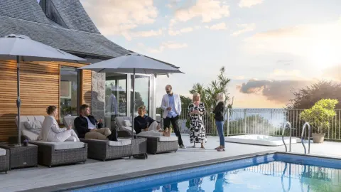 Image luxury-retreat-venues-1762264065 for Surf lesson in Cornwall