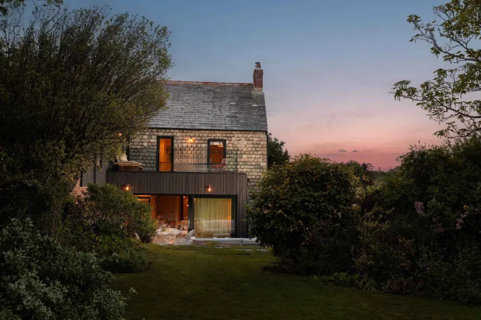 Image november-holidays-cornwall-1788269916 for Skylark, cottage near Port Isaac