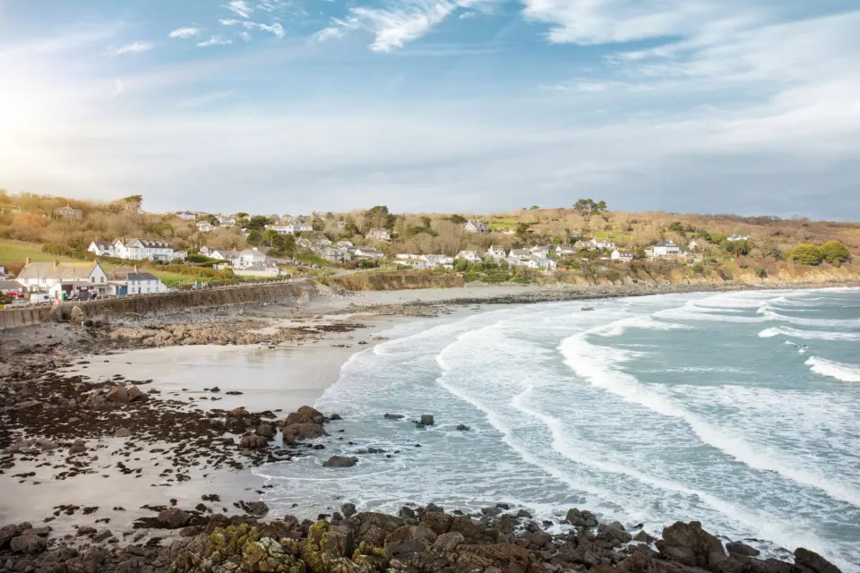 Image october-holidays-in-cornwall-1787843436 for The beach at Coverack