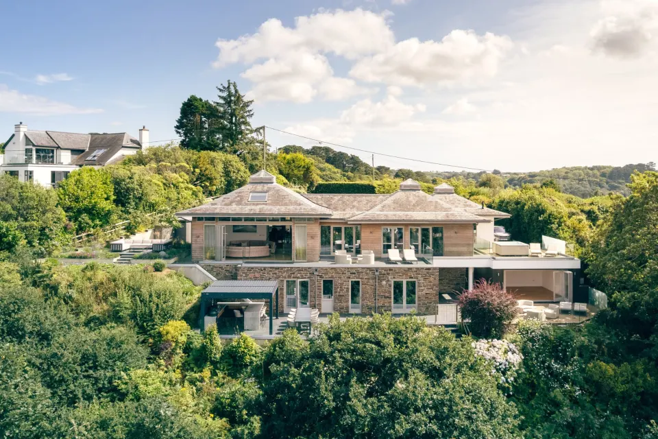 Image owners-1761825002 for Bosulla, an interior designed retreat