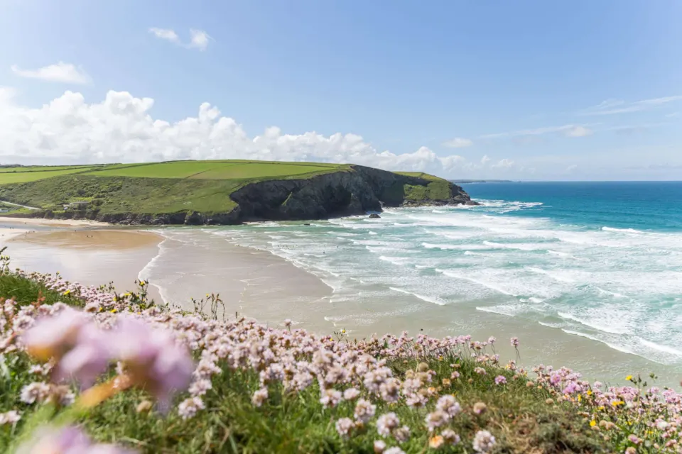 Image september-holidays-cornwall-1783513118 for View of Mawgan Porth