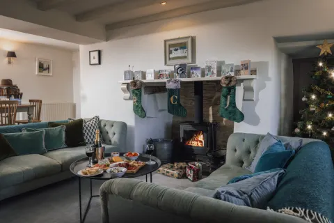 Image 13-underrated-activities-for-christmas-in-cornwall-1762940801 for