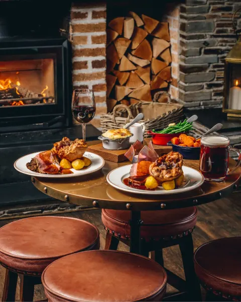 Image a-guide-to-loving-the-rain-in-cornwall-1789562350 for Roast dinner at The Mariners Rock
