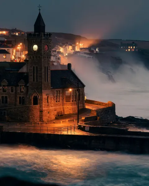 Image a-guide-to-loving-the-rain-in-cornwall-1789562391 for A storm in Porthleven