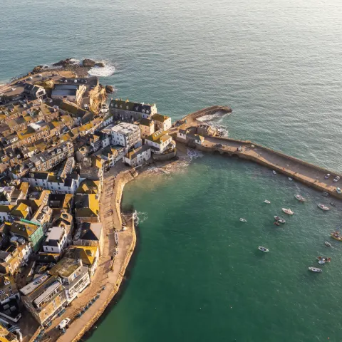 Image celebrate-new-year-in-cornwall-handpicked-plans-for-every-mood-and-moment-1762941934 for