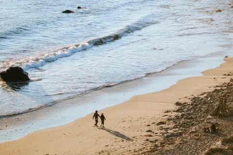 Image christmas-on-the-cornish-coast-1763642256 for 