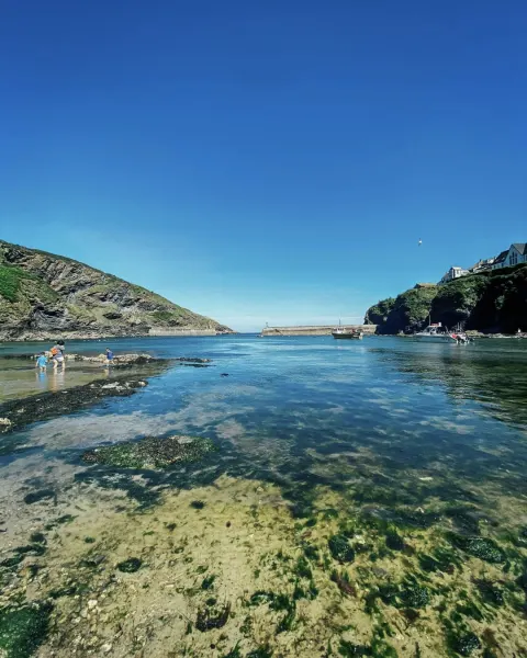 Image cornwalls-most-instagrammable-spots-1781176695 for An image of Port Isaac, Cornwall