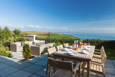 Image dog-friendly-cornwall-where-to-stay-walk-and-explore-with-your-four-legged-friend-1762939557 for