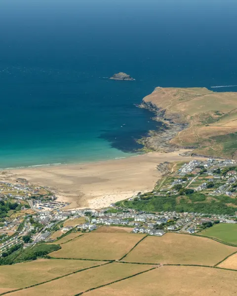 Image hidden-cornwall-itinerary-best-of-both-worlds-in-rock-polzeath-1776693545 for 