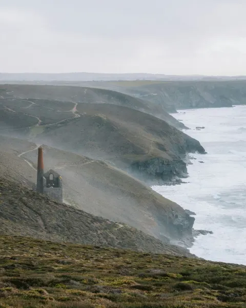 Image hidden-cornwall-itinerary-mining-heritage-in-trevellas-cove-chapel-porth-1778581546 for 