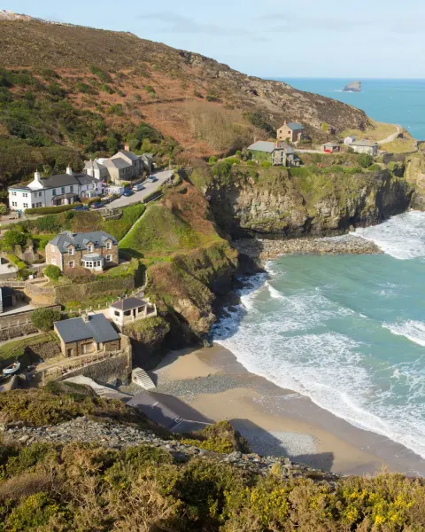 Image hidden-cornwall-itinerary-mining-heritage-in-trevellas-cove-chapel-porth-1778581852 for 
