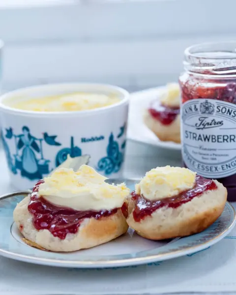 Image inside-the-season-of-stillness-slowing-down-this-winter-in-cornwall-1761926152 for 