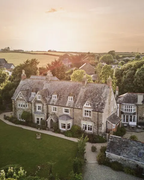 Image multigenerational-family-holidays-in-cornwall-how-to-plan-the-perfect-stay-1791376498 for Spacious Cornish holiday home for a larger family group