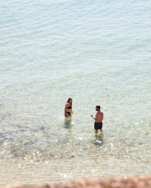 Image romantic-cornwall-breaks-1789654034 for Romantic Cornwall beach through the seasons