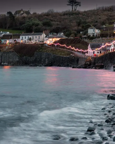 Image why-winter-is-cornwalls-best-kept-secret-1790693507 for December lights in Coverack