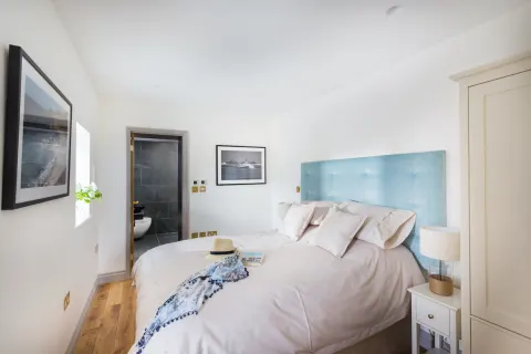 Photo 3 of Scilly Stack